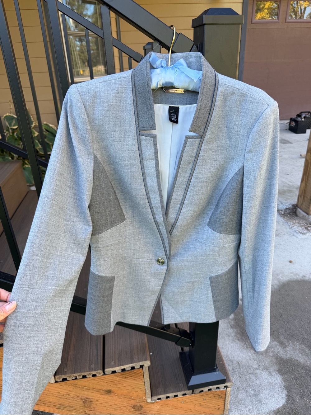 White House Black Market like new Tailored Blazer